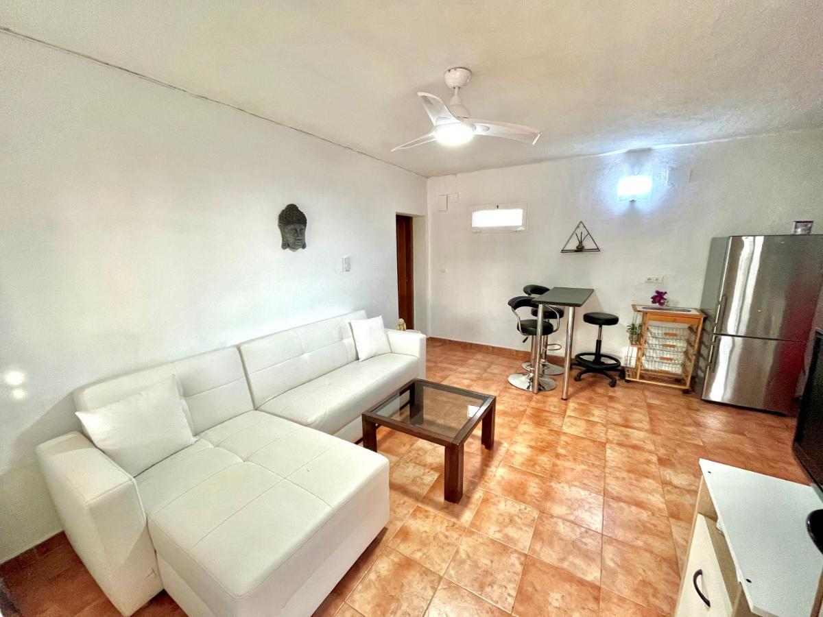 Estudio Adosado Acogedor Con Jardin, Barbacoa Y Parking Privado Alicante Zewnętrze zdjęcie